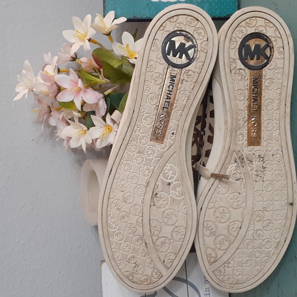 MICHAEL KORS SNEAKERS SZ 9 M - Picture 5 of 8